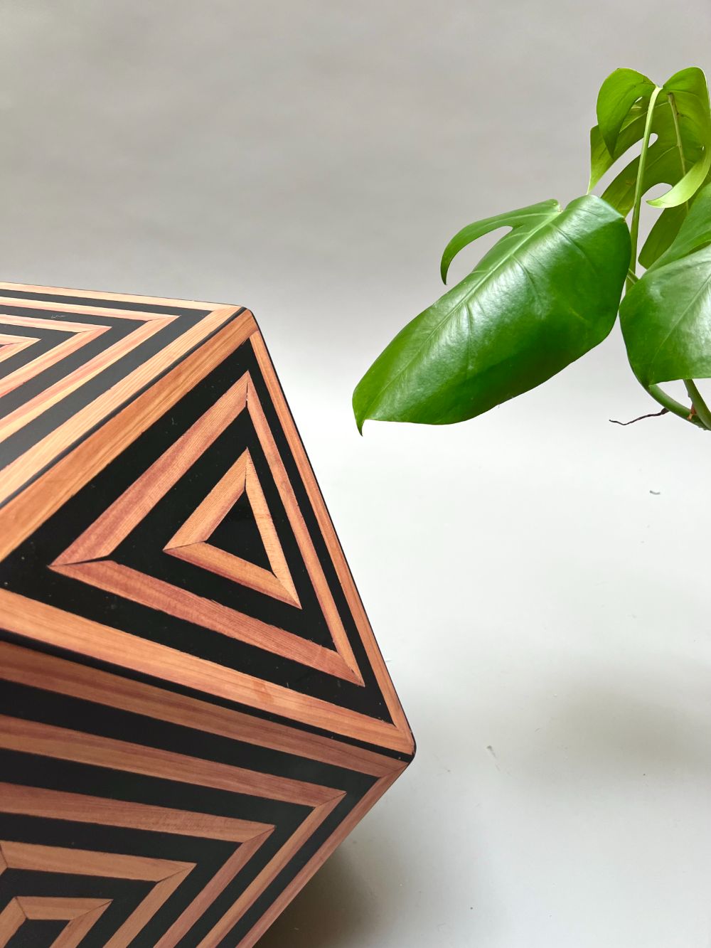 Zarafa Bulk Sidetable