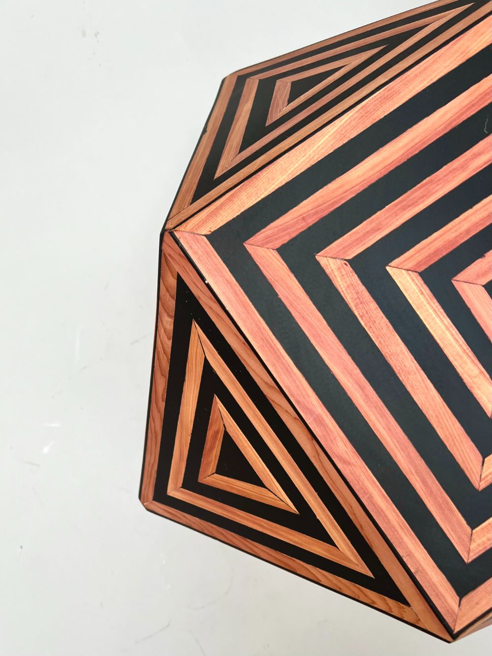 Zarafa Bulk Sidetable