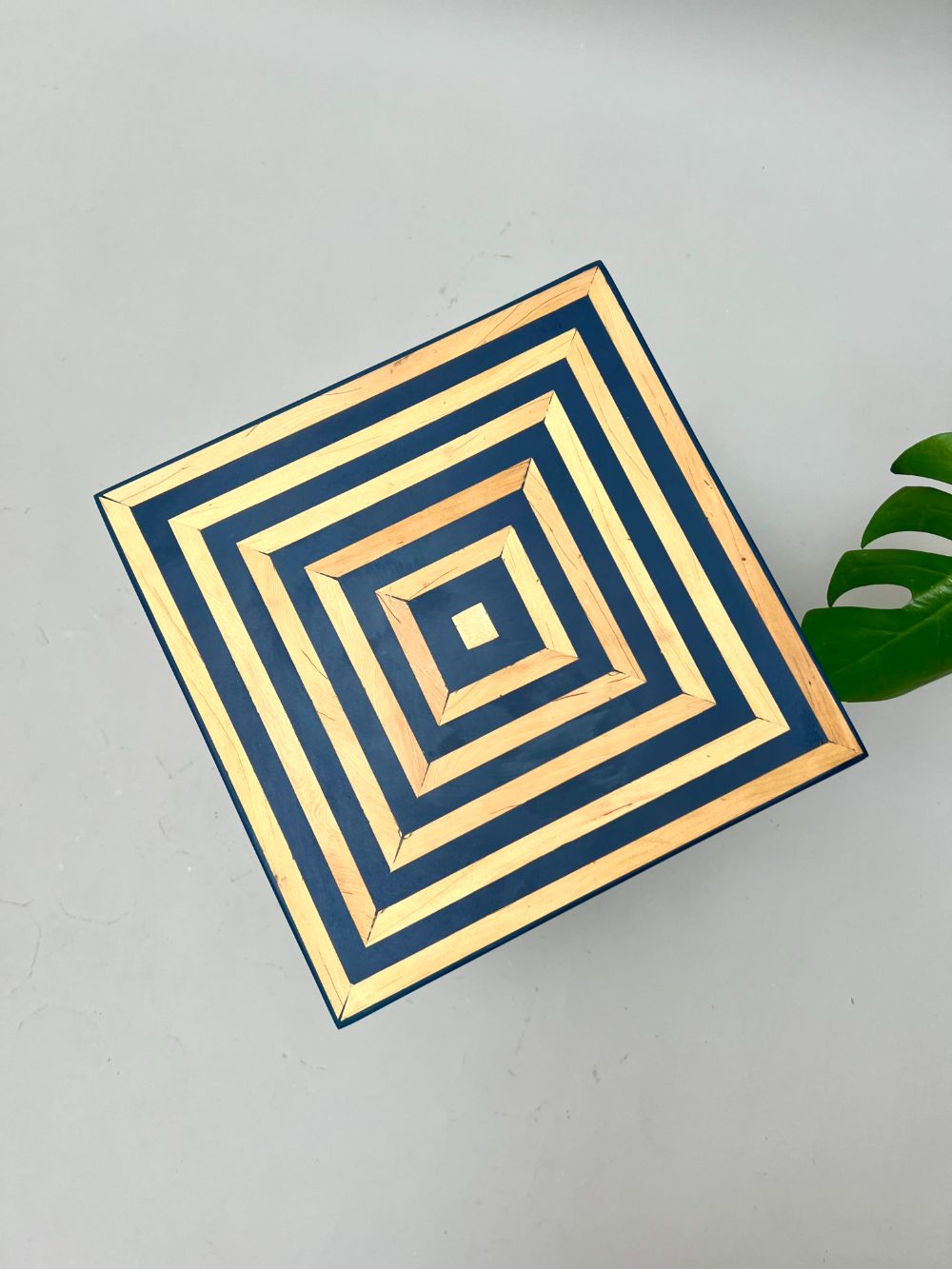 Zarafa Hourglass Side Table