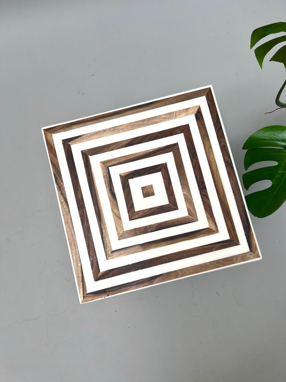 Zarafa Hourglass Side Table