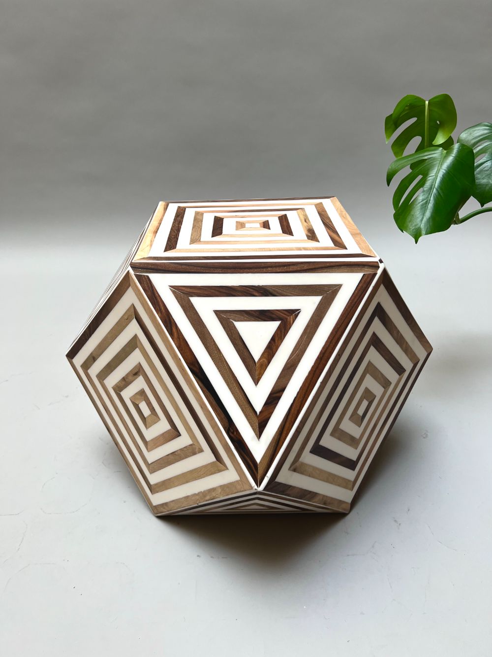 Zarafa Bulk Sidetable