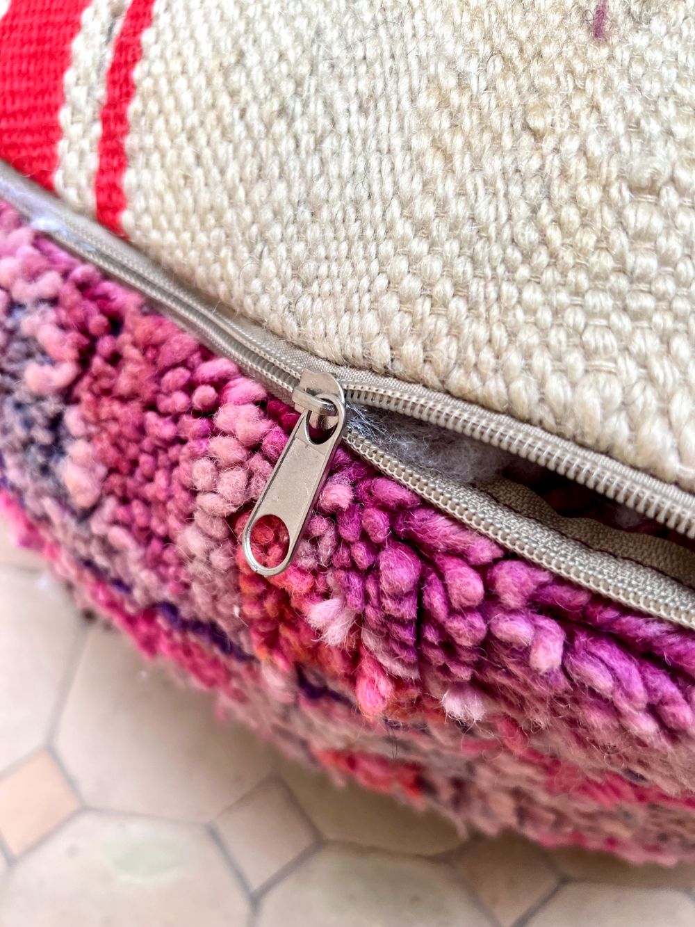 Moroccan Vintage Purple Round Pouf