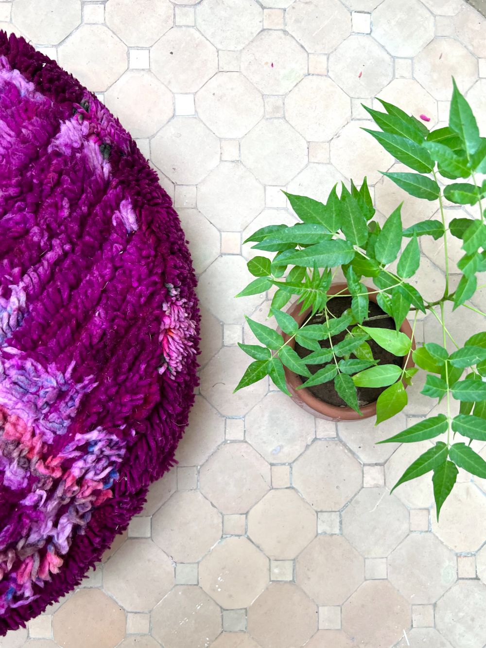 Moroccan Vintage Purple Round Pouf