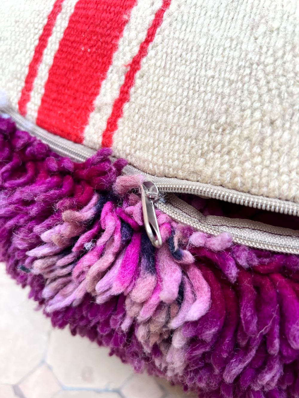 Moroccan Vintage Purple Round Pouf