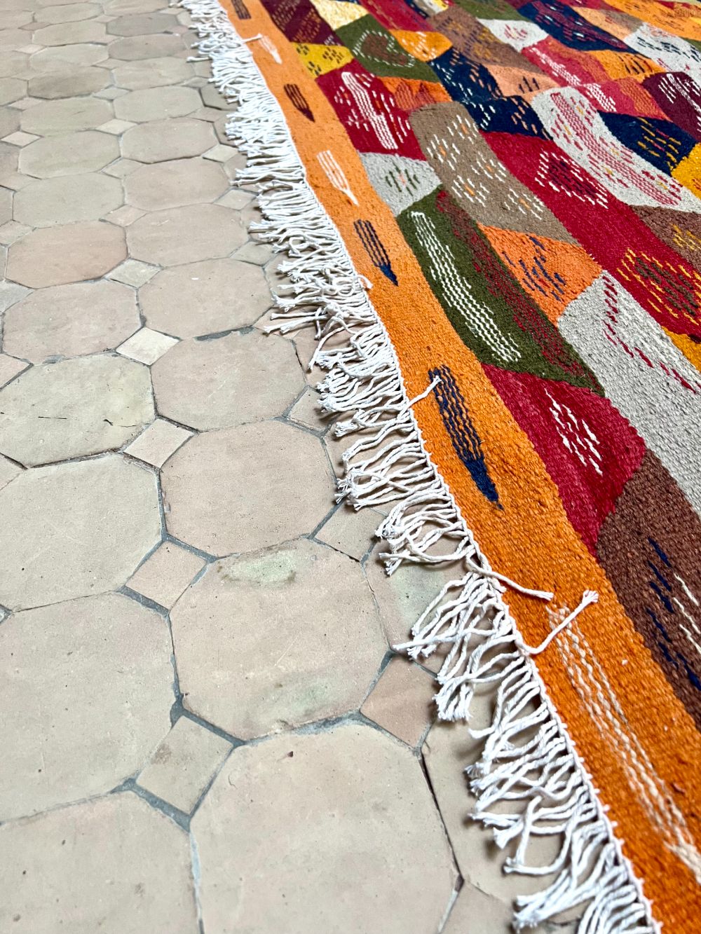 Marokkolainen nukaton matto 300x195cm