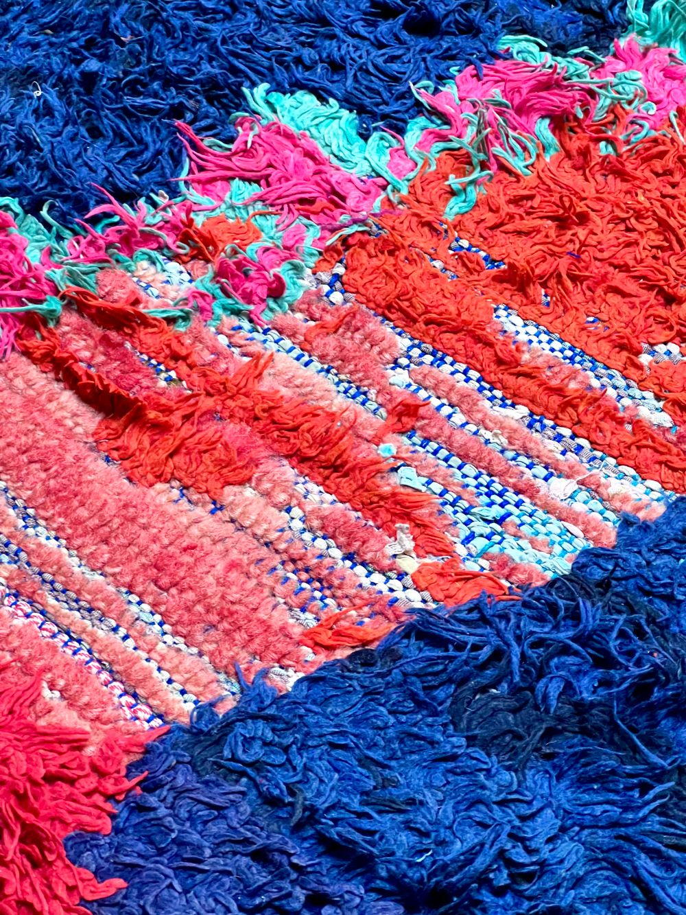 Moroccan Vintage Boucherouite Rug 260x150cm