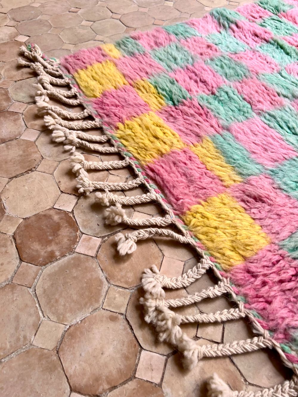 Marokkolainen ruudullinen matto 270x150cm