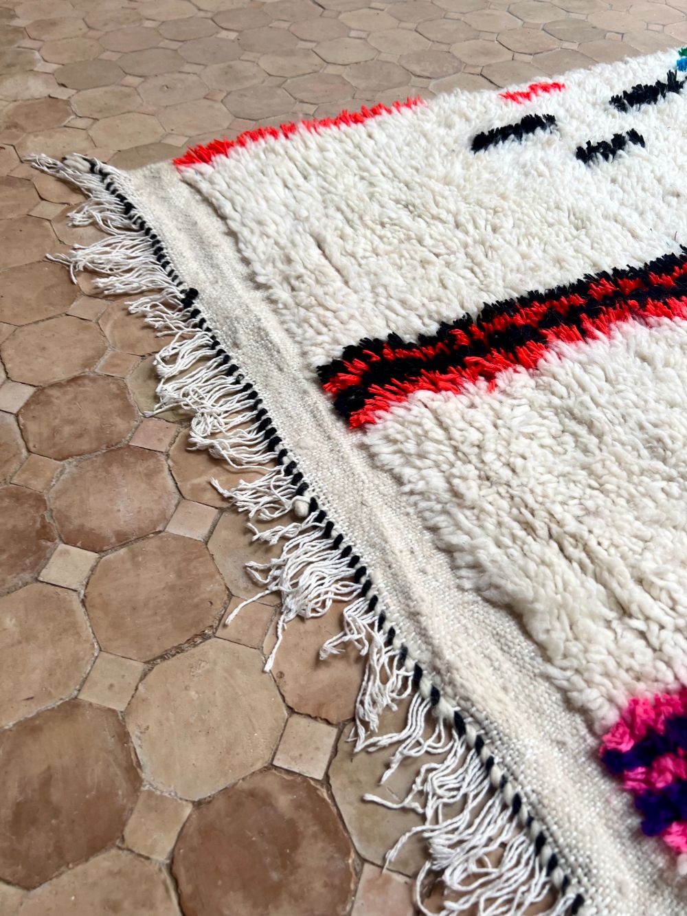 Marokkolainen Azilal-matto 295x195cm