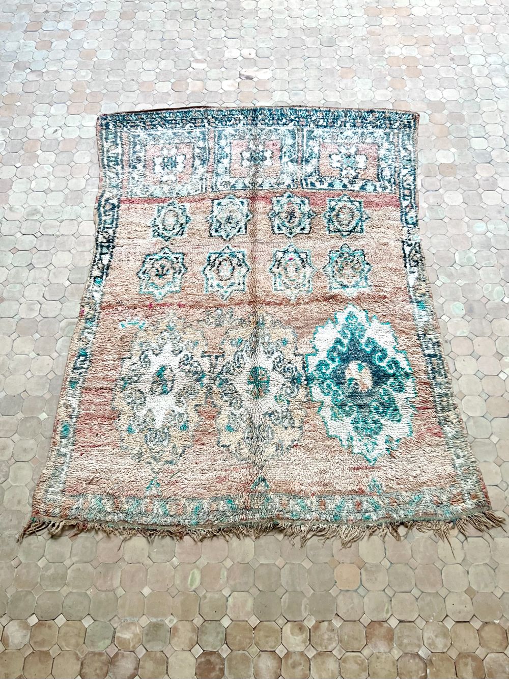 Marokkolainen vintage Boujaad matto 235x165cm