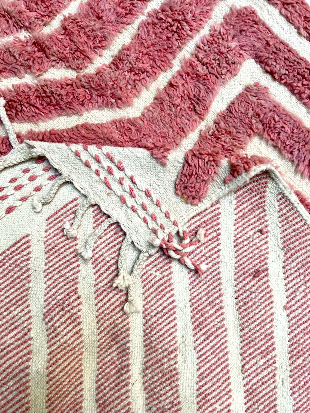 Moroccan Hattara Rug 275x195cm