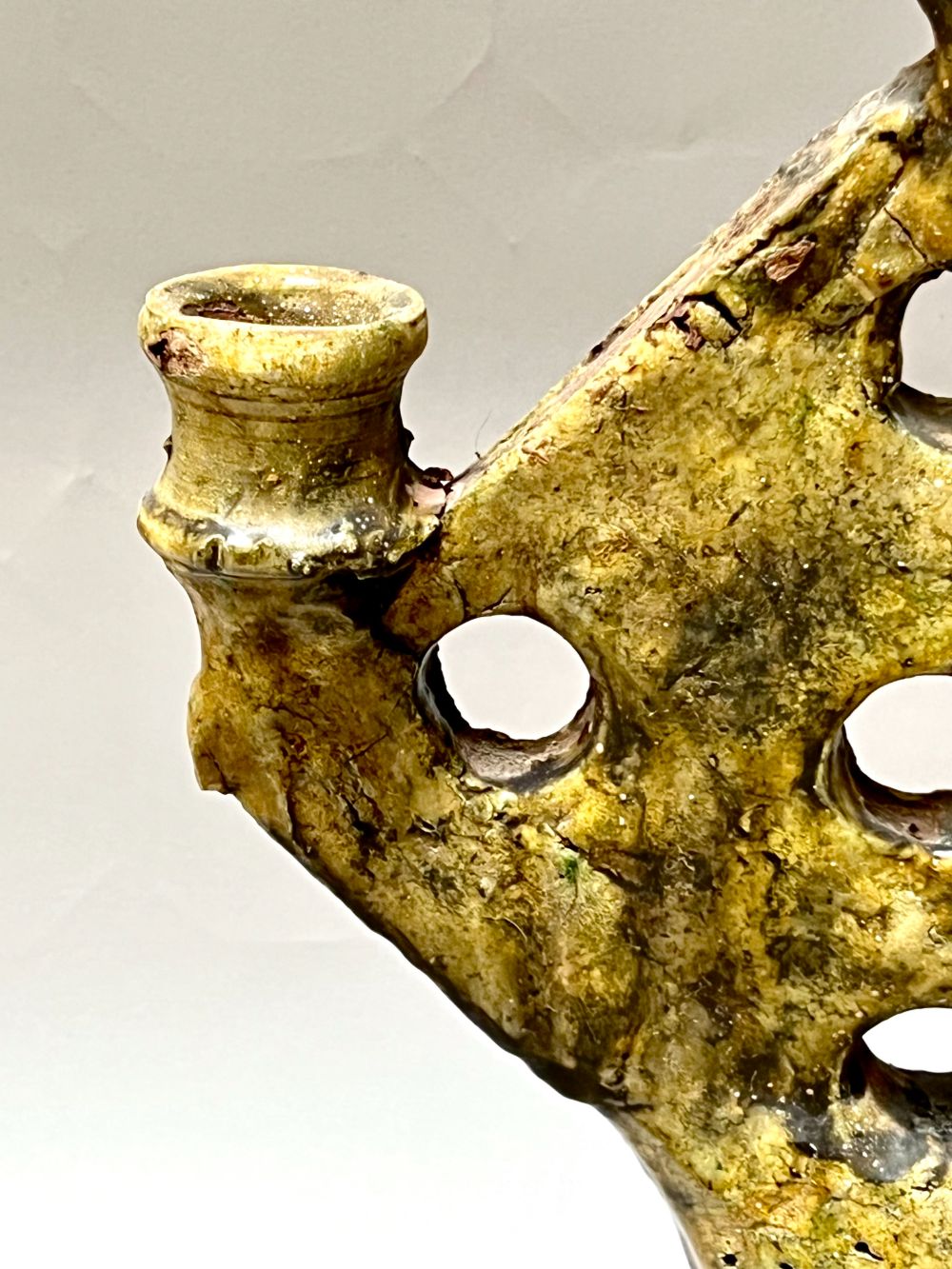 Keraaminen kynttilänjalka