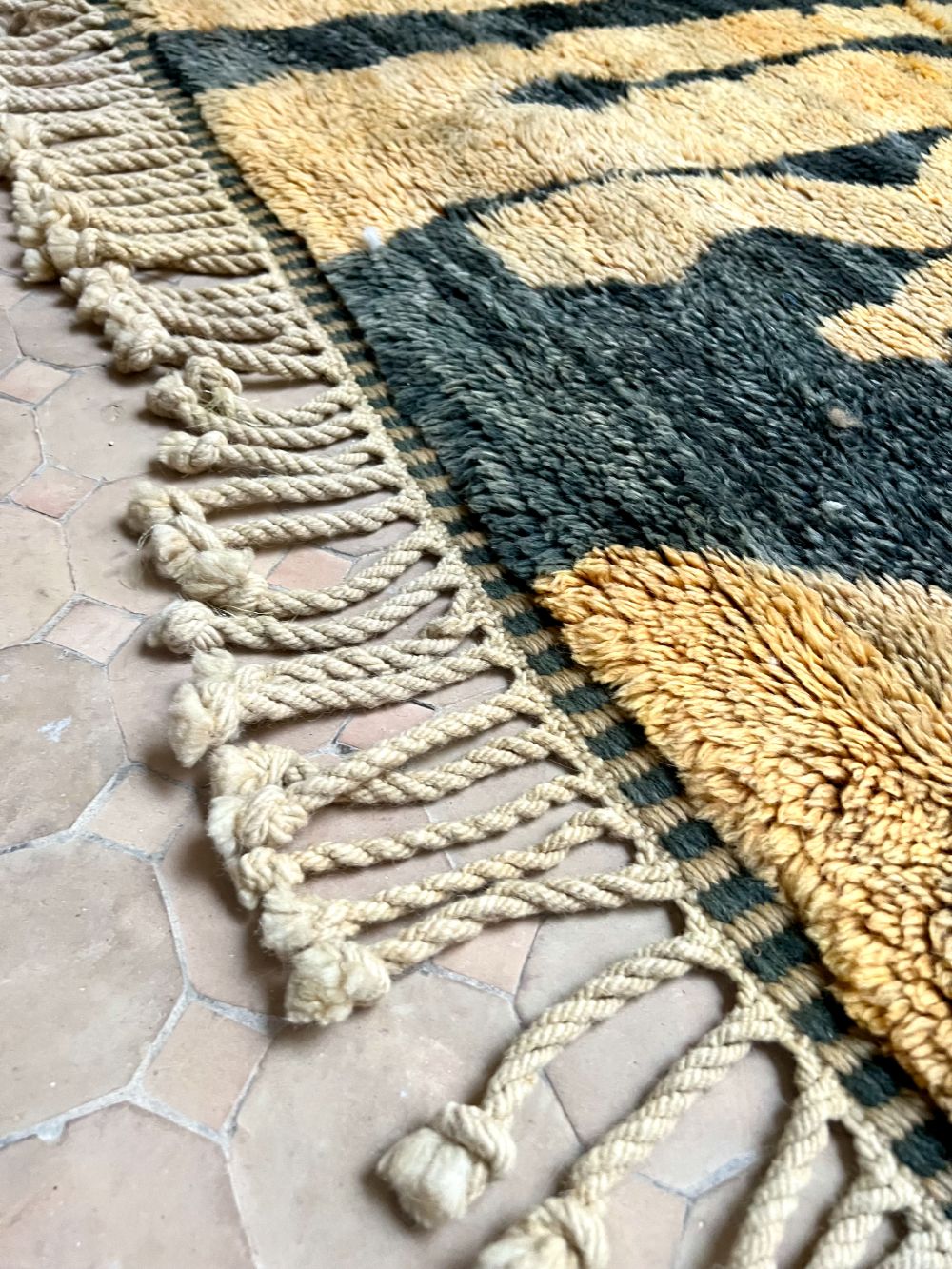 Moroccan Mrirt Rug 455x360cm