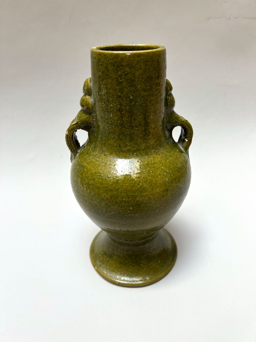 Keraaminen antiikkimaljakko