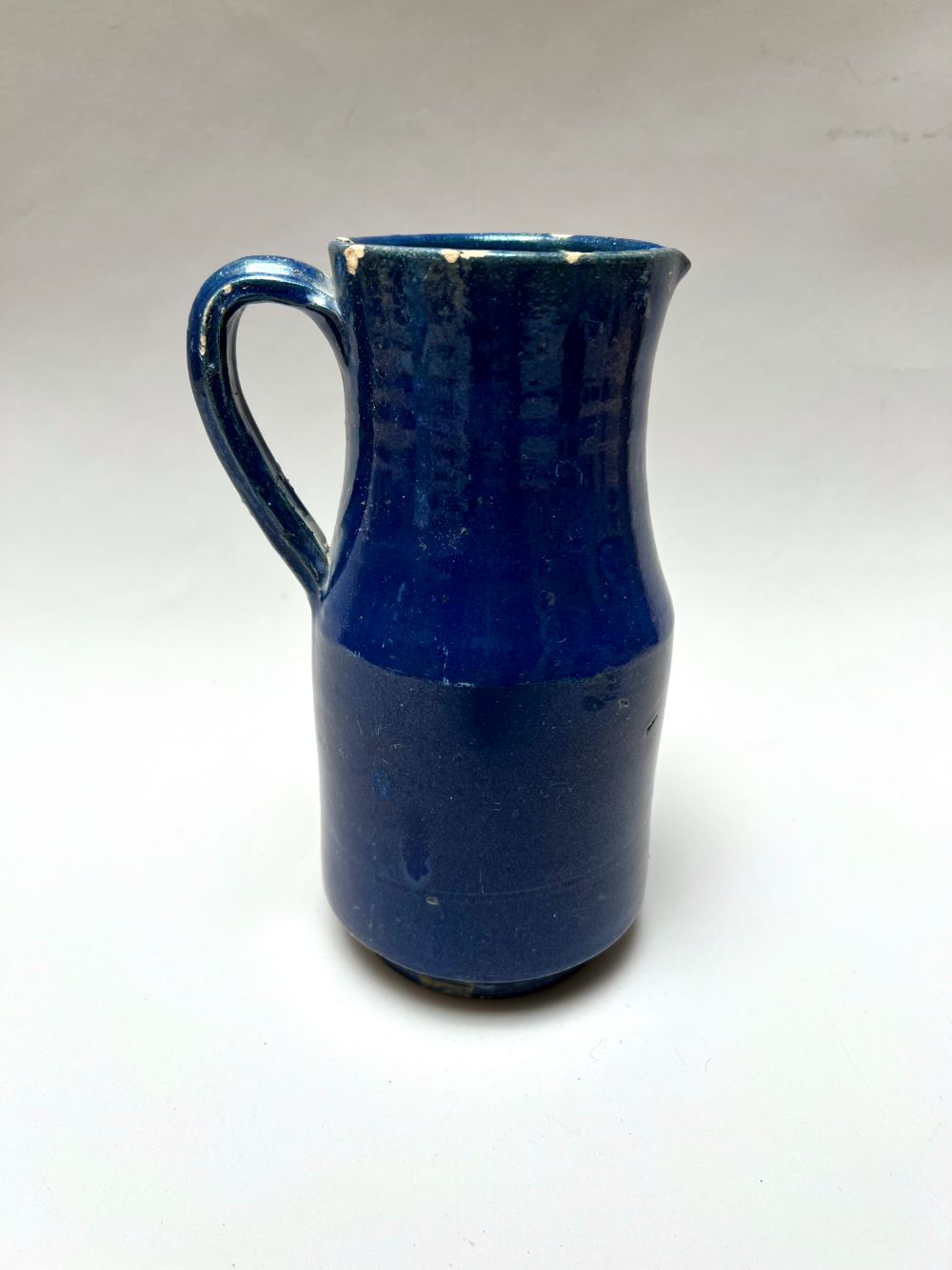 Keraaminen antiikkimaljakko