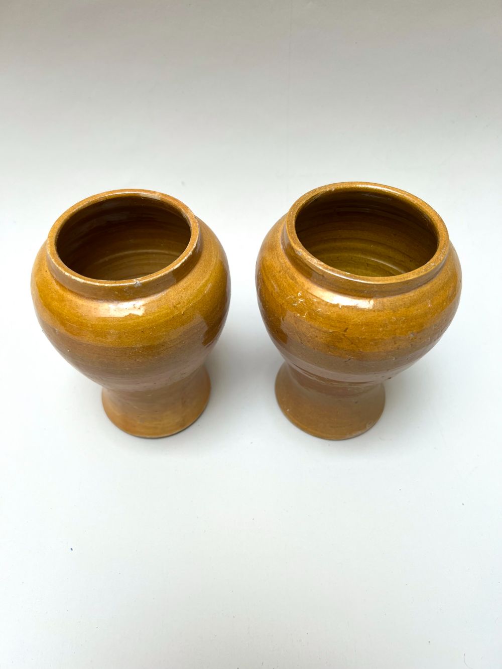 Keraaminen antiikkimaljakko