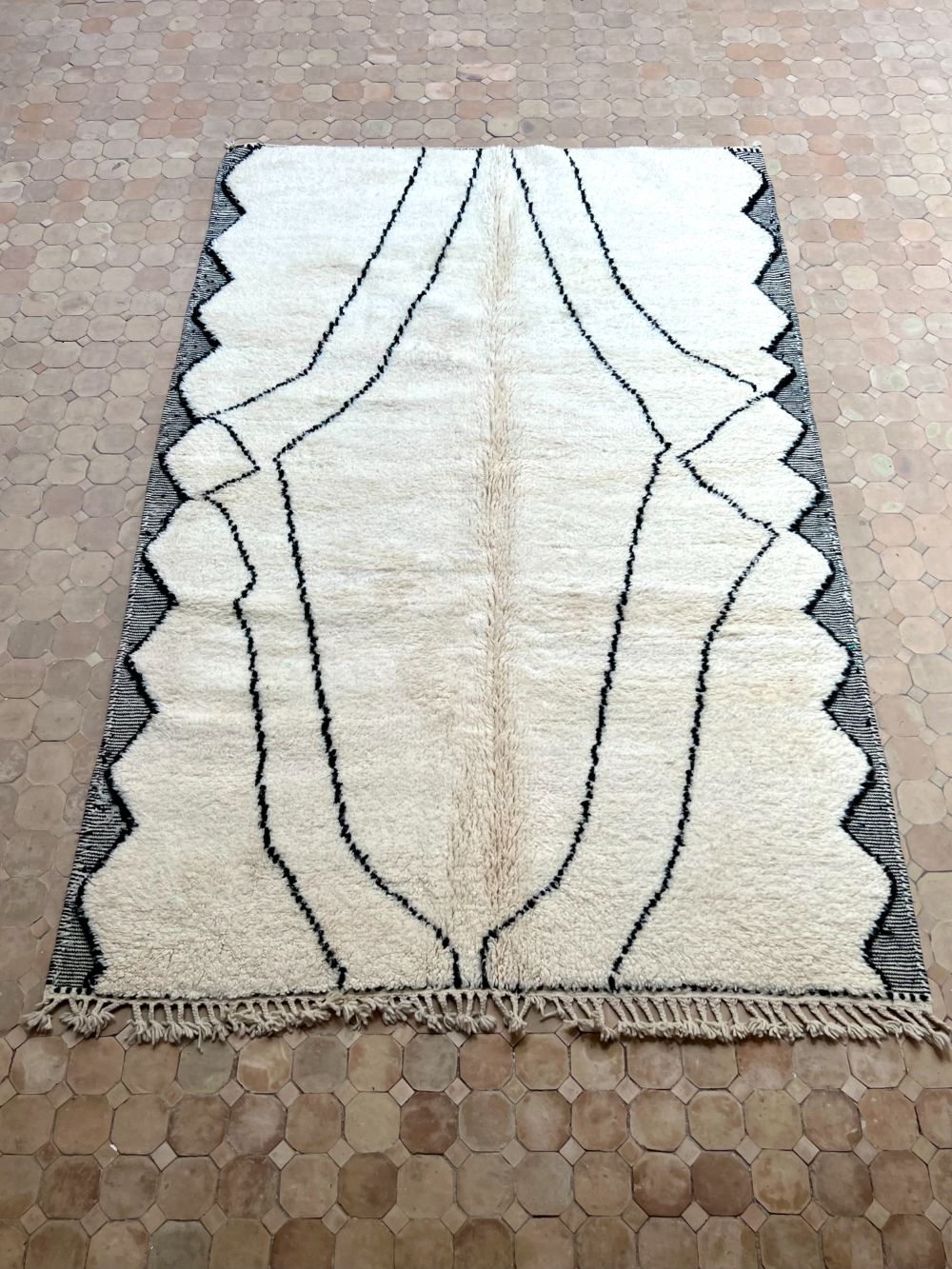 Moroccan Black & White Rug 250x160cm