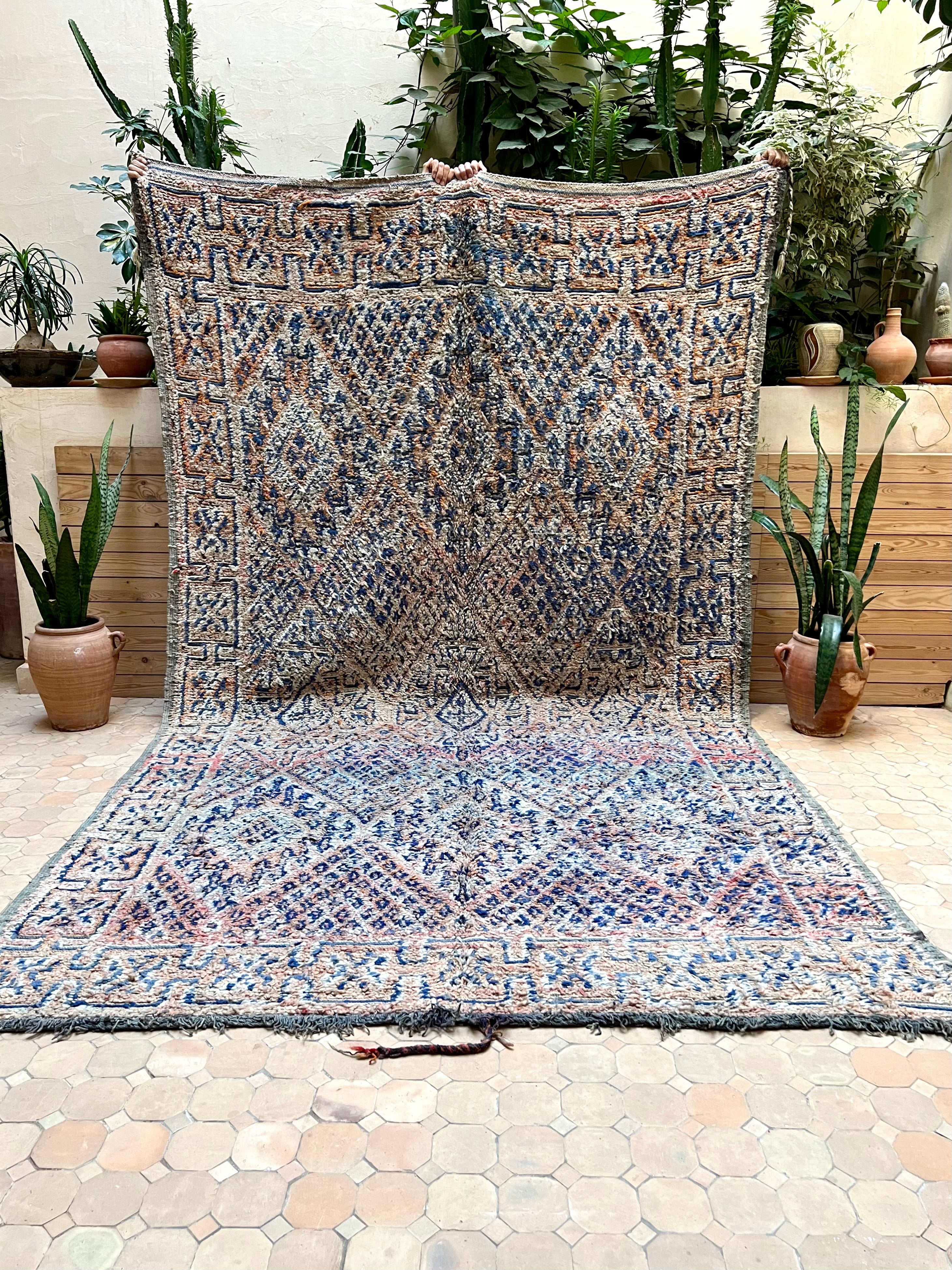 Moroccan Vintage Zayane Rug 340x195cm