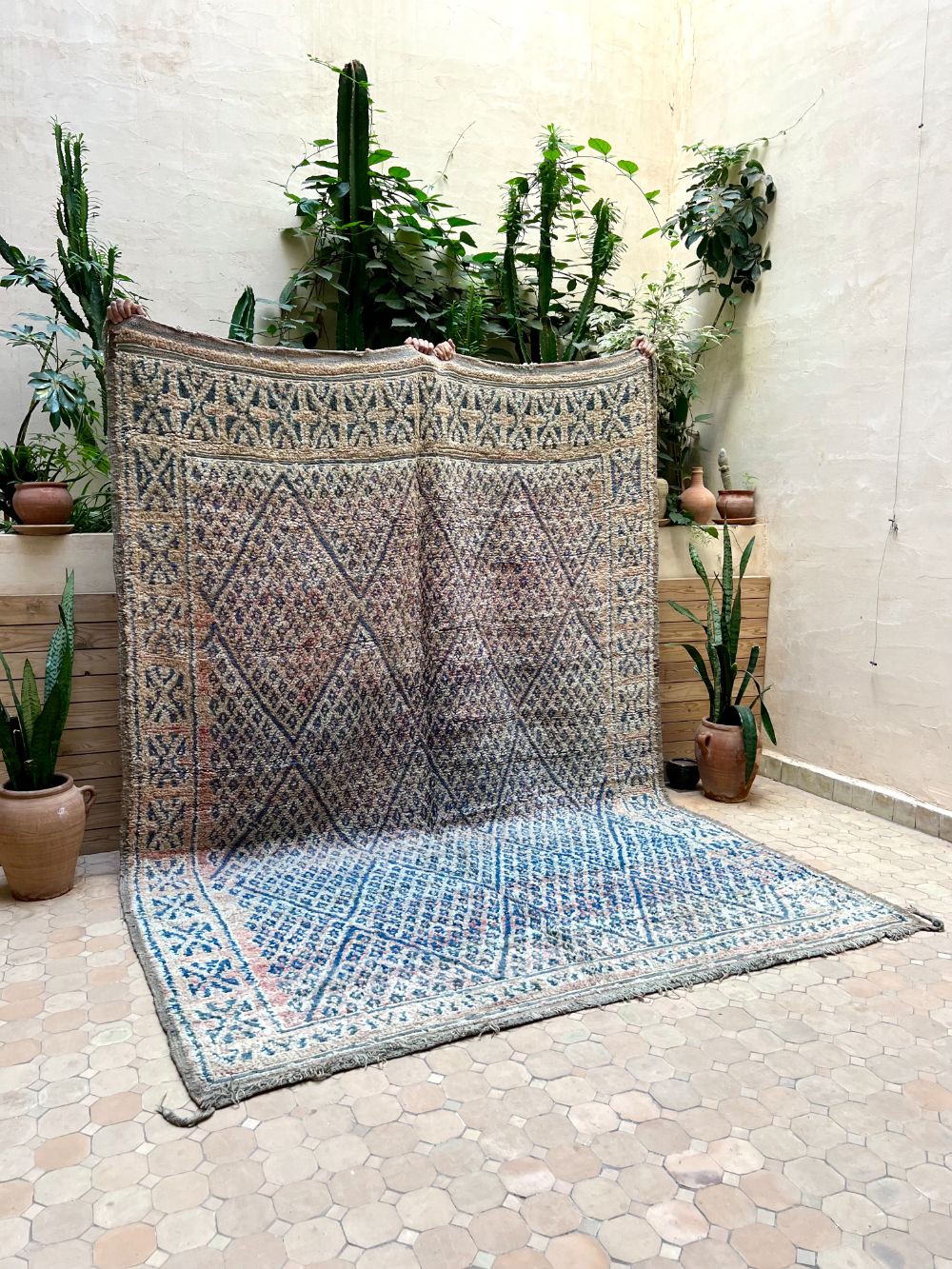 Moroccan Vintage Zayane Rug 300x210cm