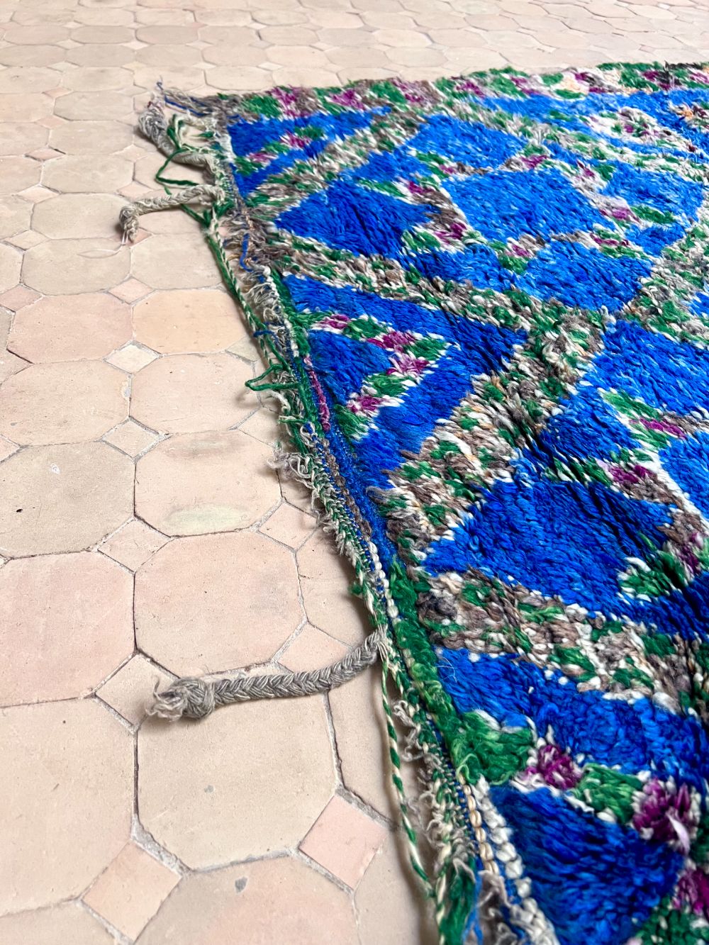 Moroccan Vintage Beni M'Guild Rug 390x195cm