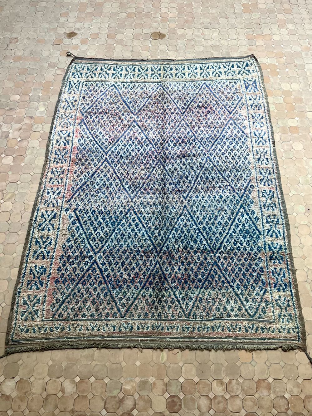 Moroccan Vintage Zayane Rug 300x210cm