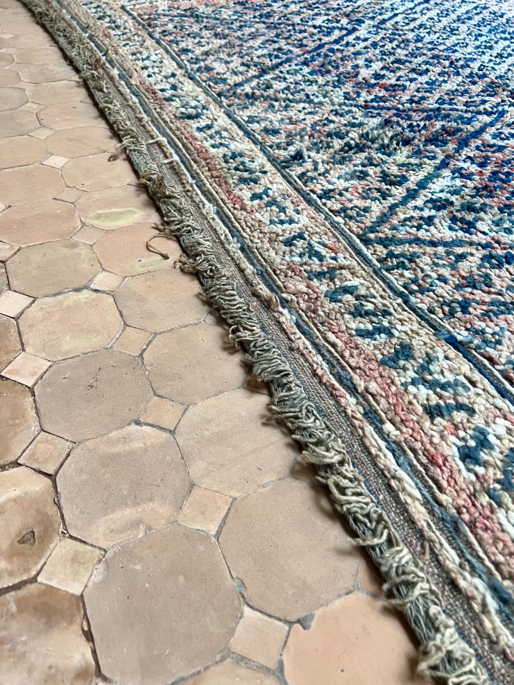 Moroccan Vintage Zayane Rug 300x210cm