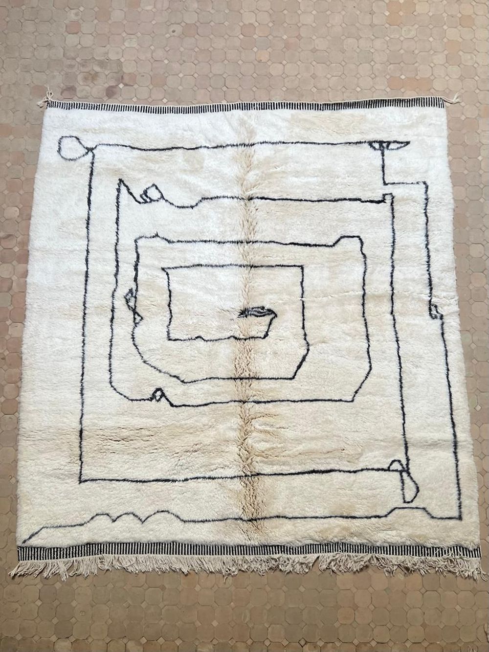 Moroccan Mrirt Rug 295x265cm