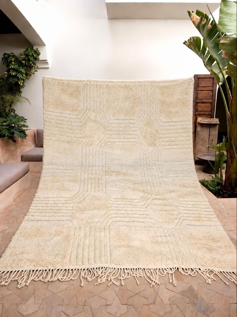 Moroccan Mrirt Rug Polar Bear 350x255cm