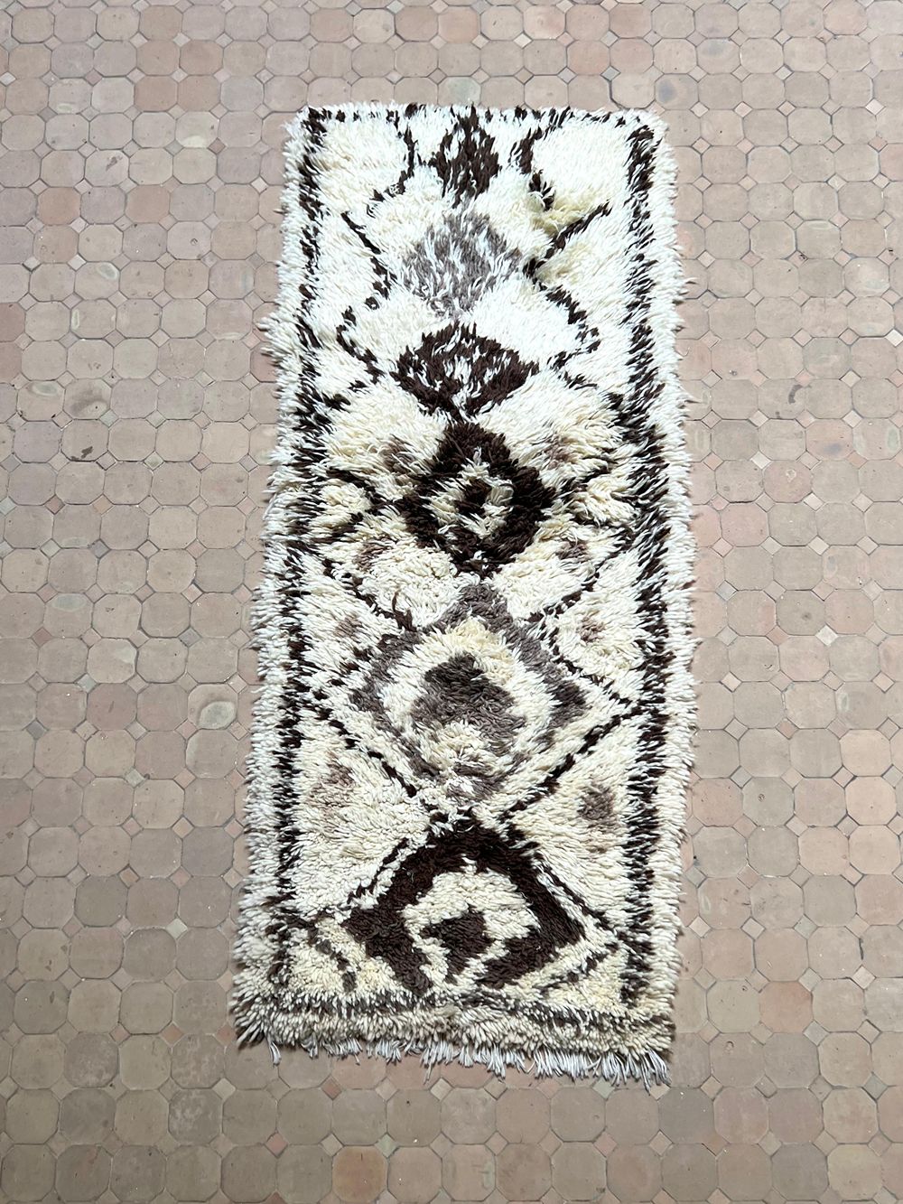 Marokkolainen vintage Azilal-matto 205x80cm