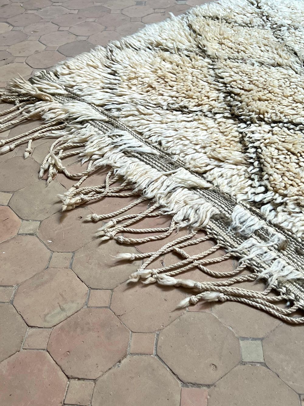 Marokkolainen vintage Beni Ouarain matto 275x180cm