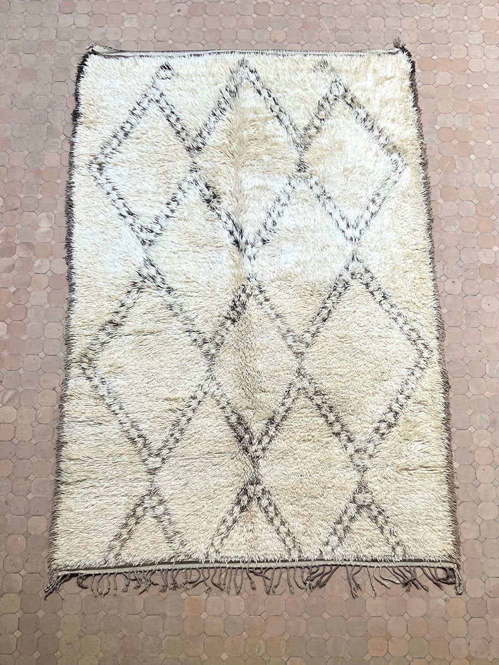 Marokkolainen vintage Beni Ouarain matto 315x200cm