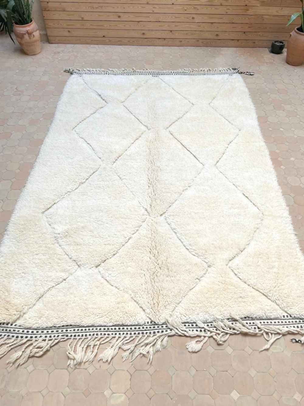 Moroccan Black & White Rug 275x185cm