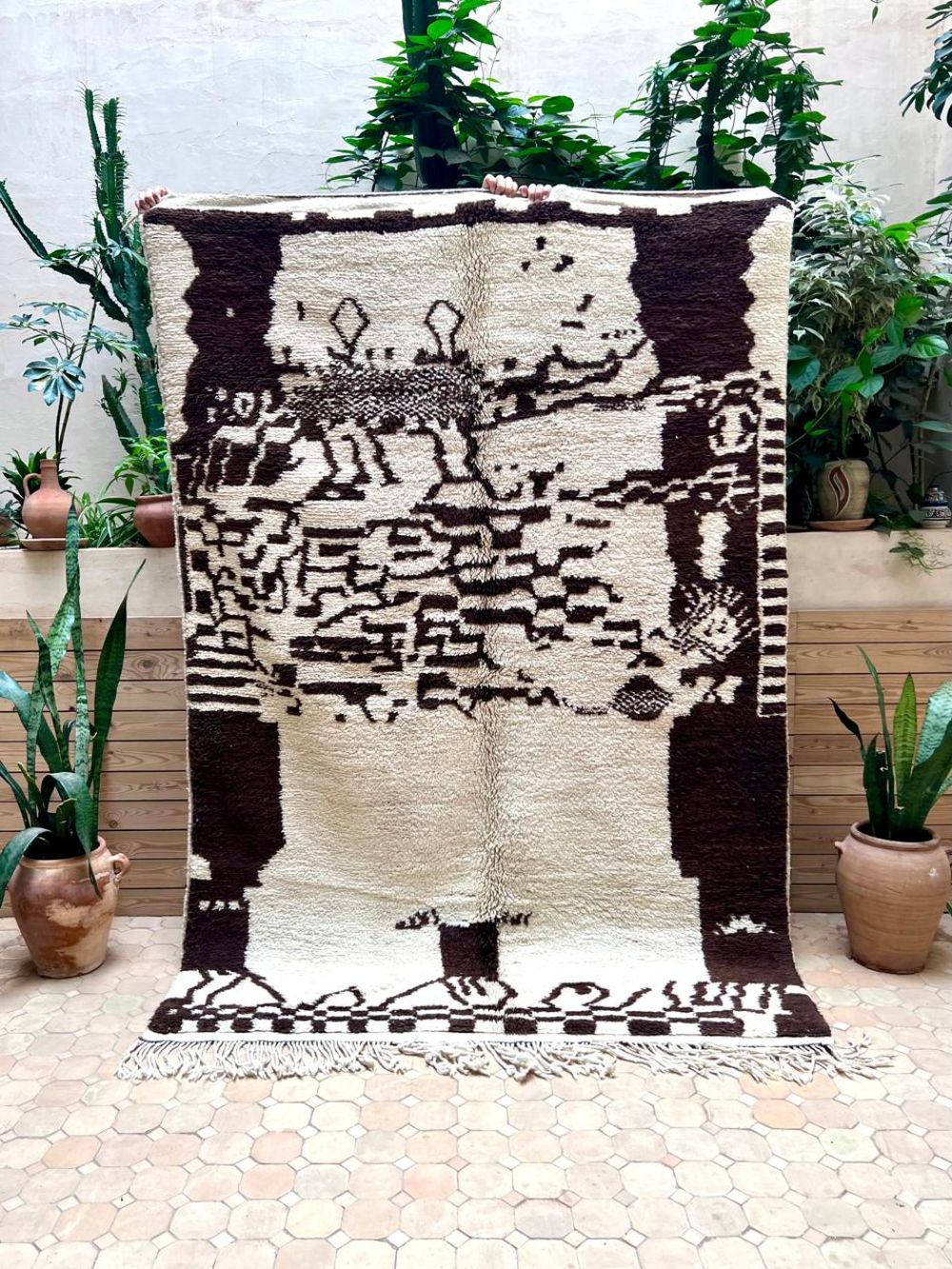 Moroccan Vintage Azilal Rug 240x160cm
