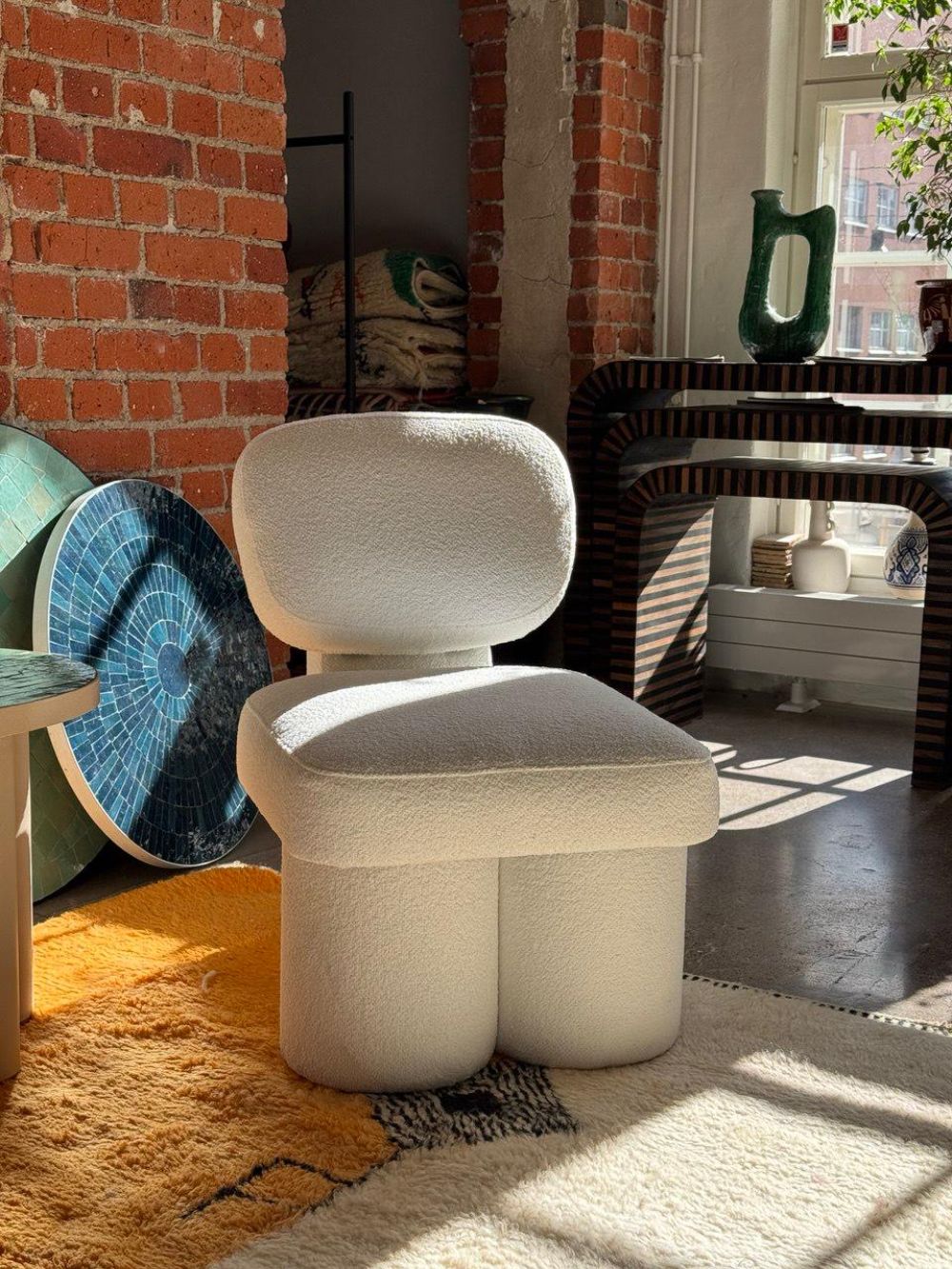 Rafiki Easy Chair