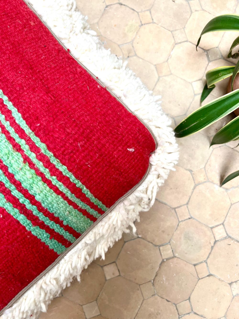 Moroccan All white Pouf