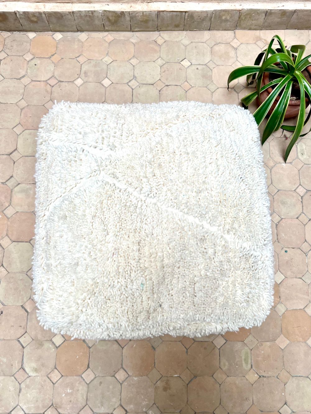 Moroccan All white Pouf