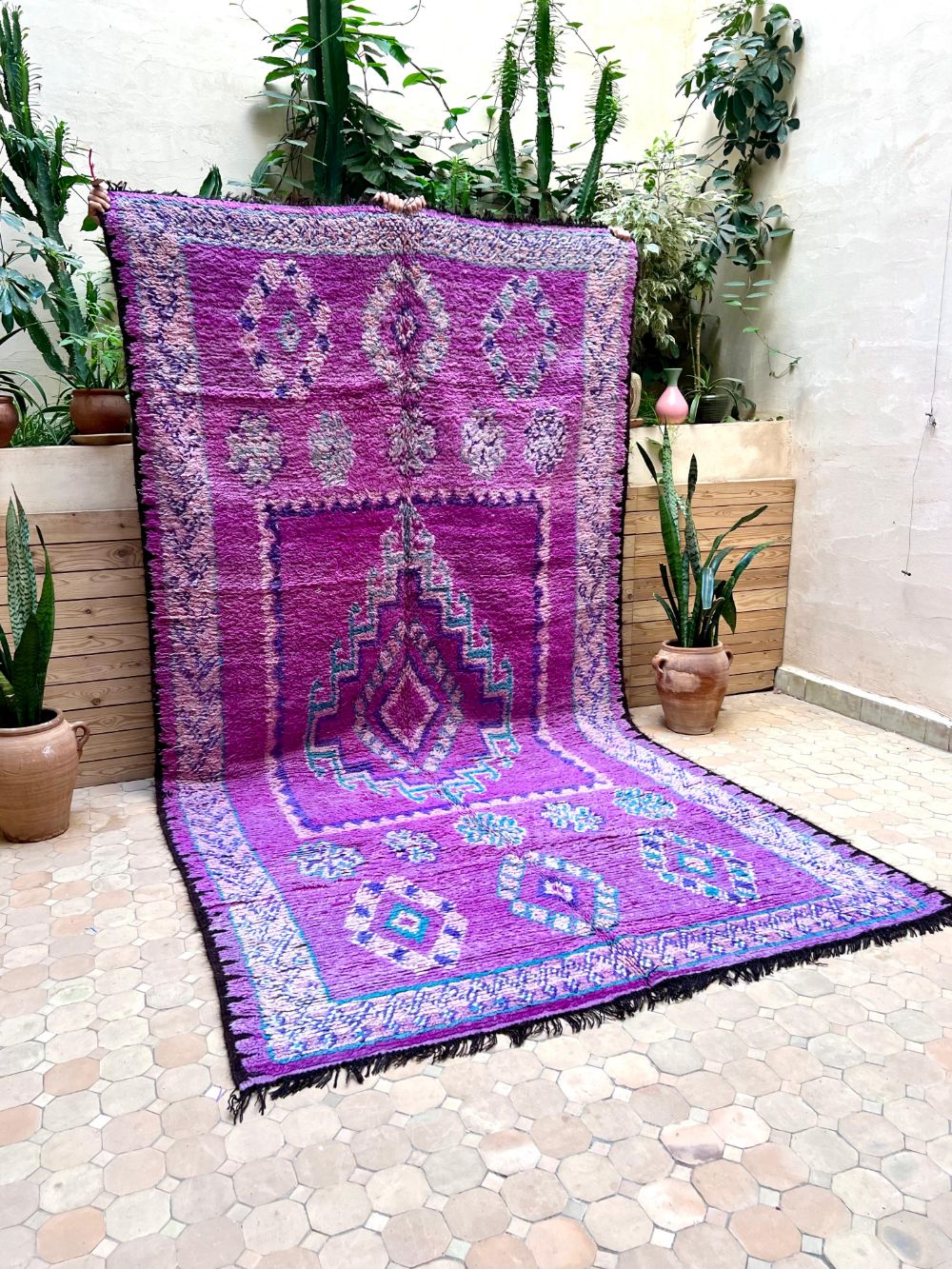 Moroccan Vintage Boujaad Rug 330x170cm