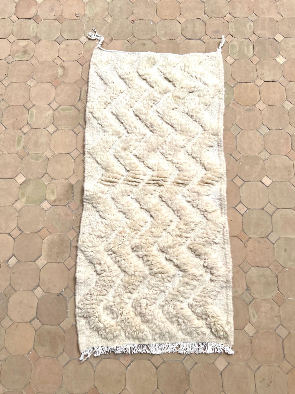Moroccan All White Rug 105x50cm
