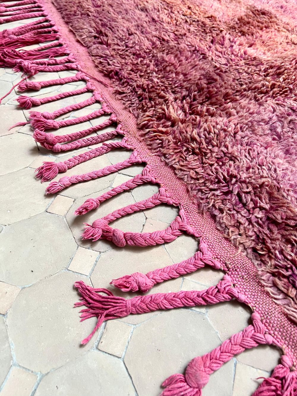 Moroccan Vintage Monochrome Rug 320x180cm