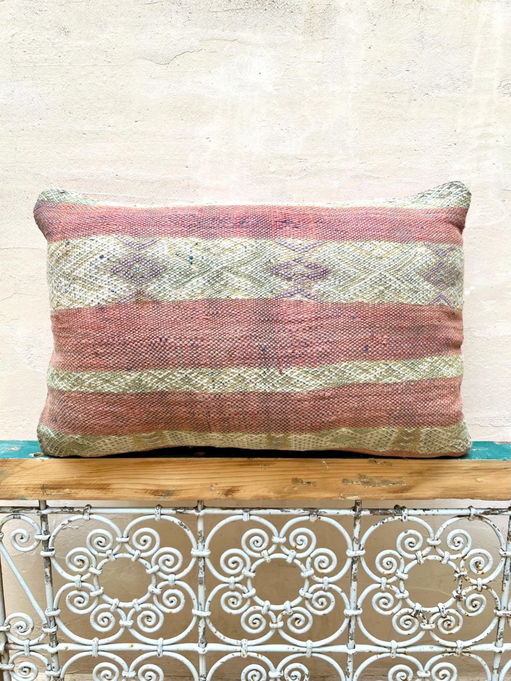Vintage Pillow 65x40cm