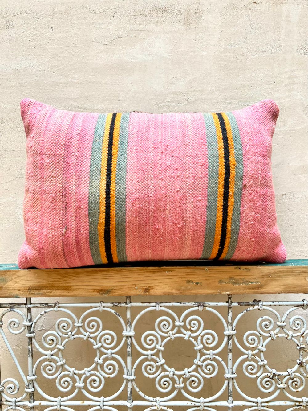 Vintage tyynyn 65x40cm