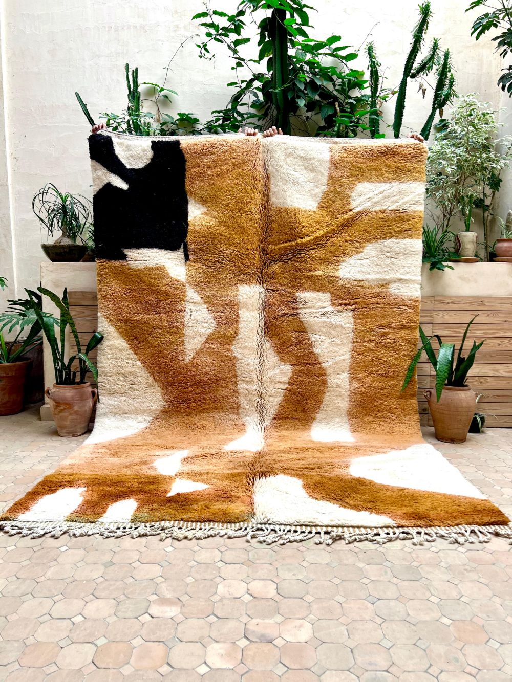 Moroccan Mrirt Rug 310x205cm