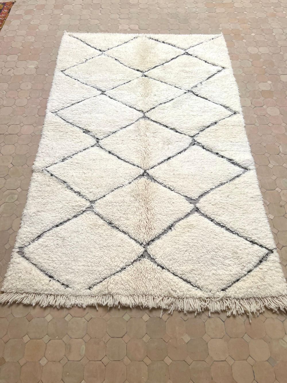 Moroccan Diamond Rug 245x150cm
