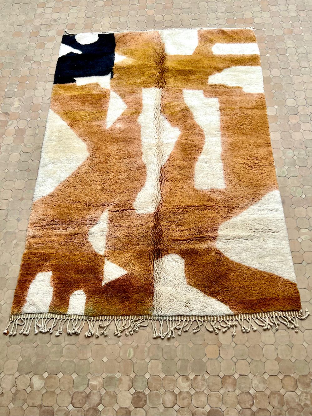 Moroccan Mrirt Rug 310x205cm