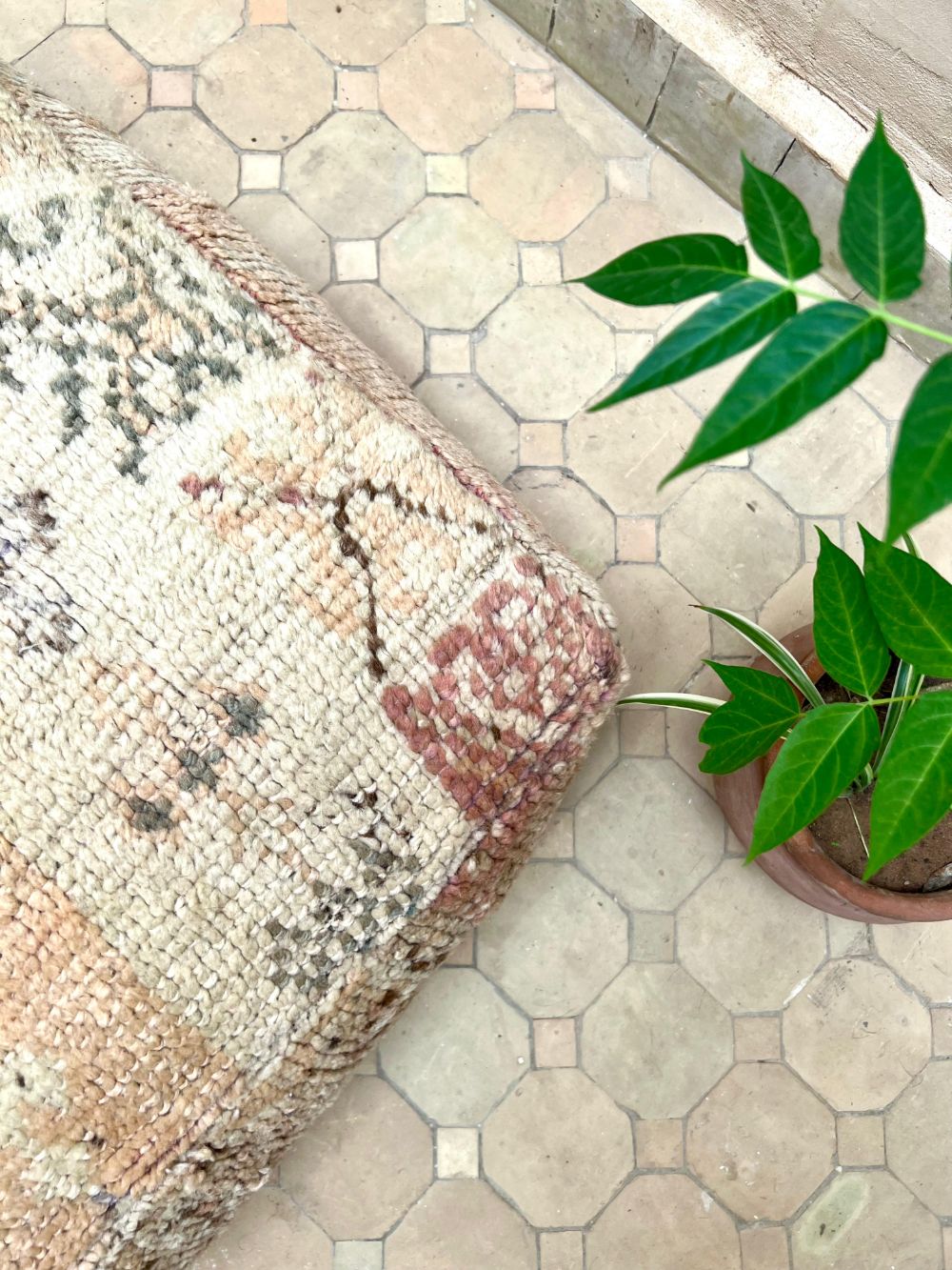 Moroccan Vintage Pouf