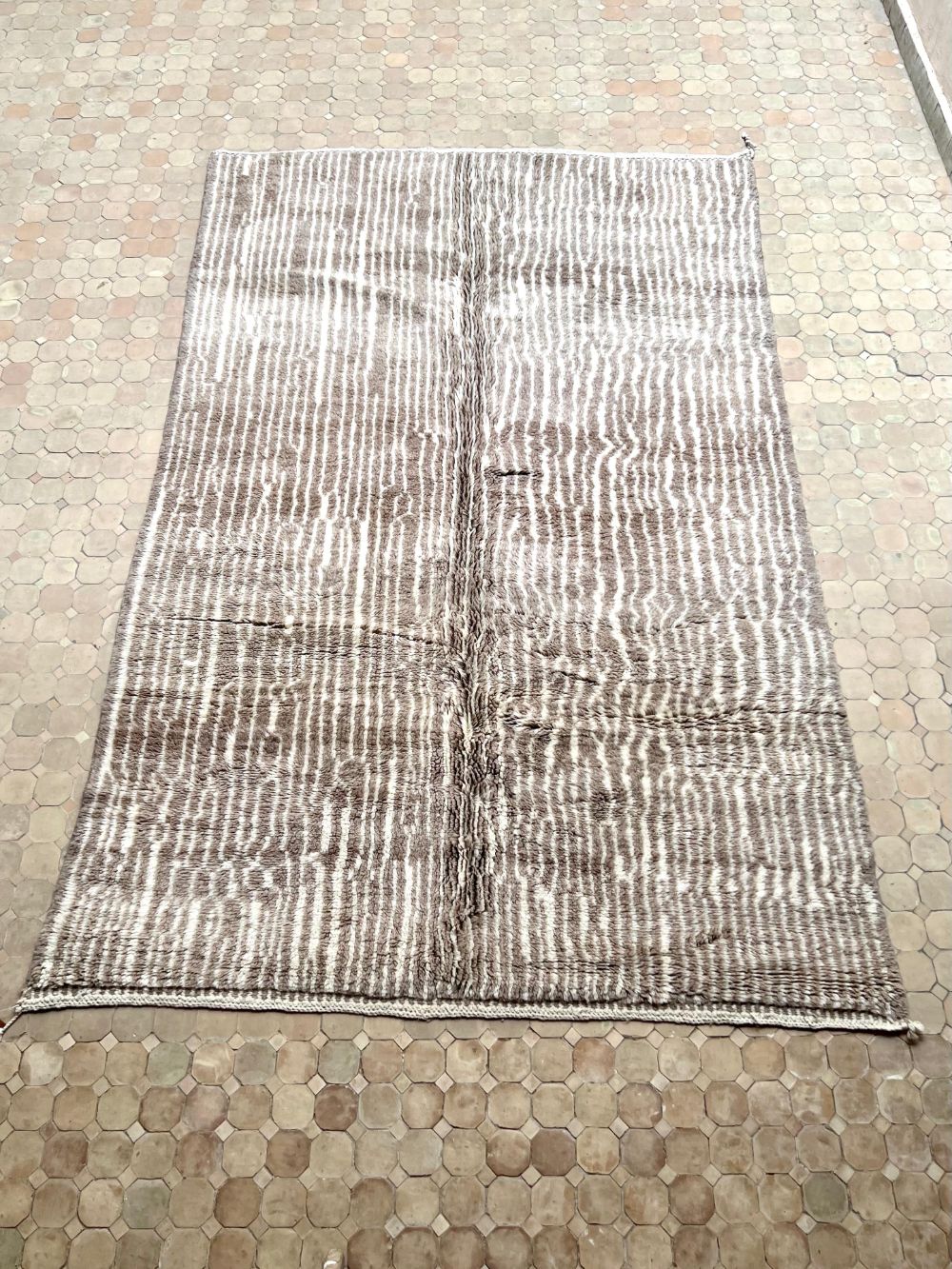 Moroccan Mrirt Rug 315x200cm