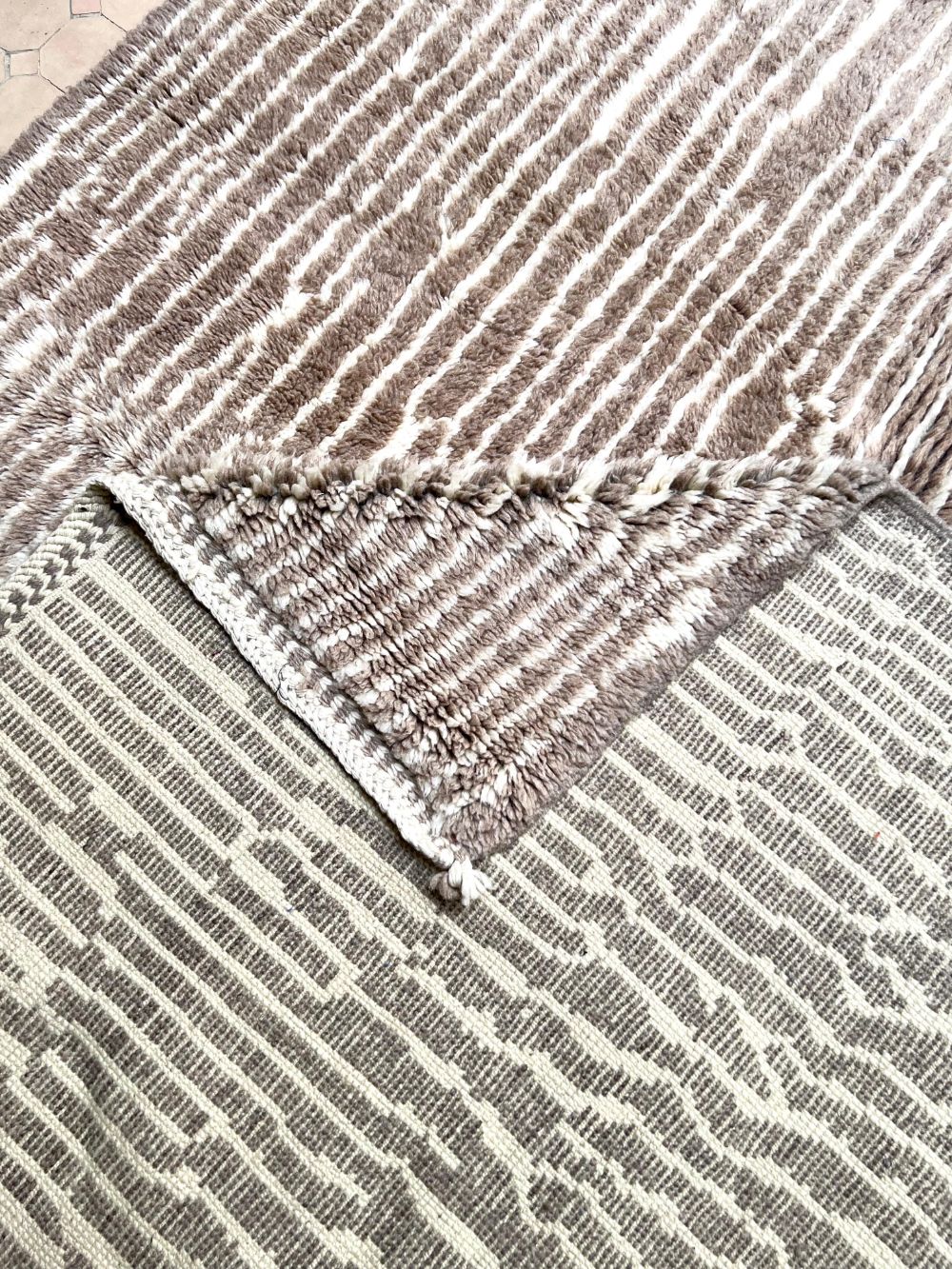 Moroccan Mrirt Rug 315x200cm