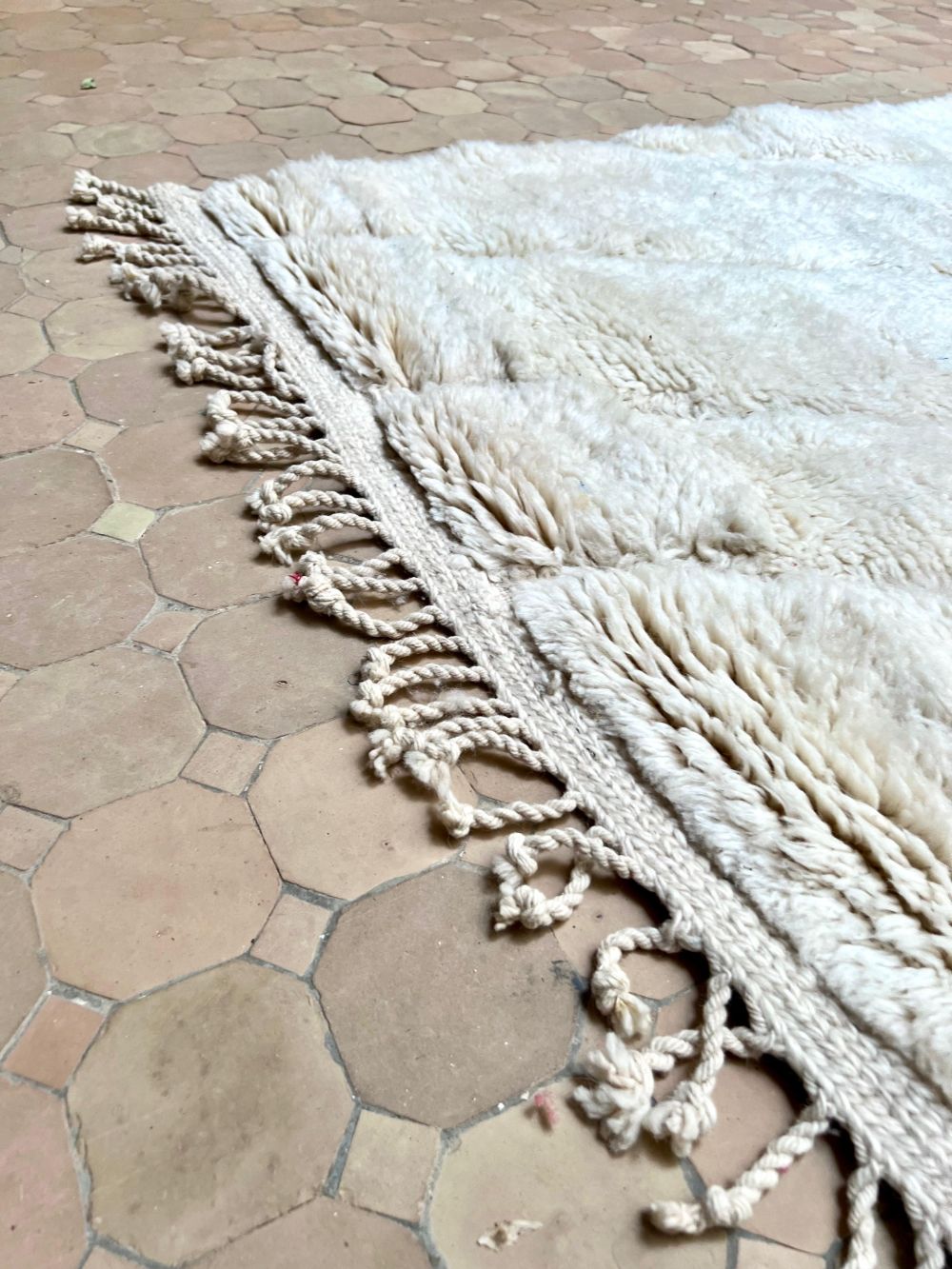 Moroccan Mrirt Rug Polar Bear 300x200cm