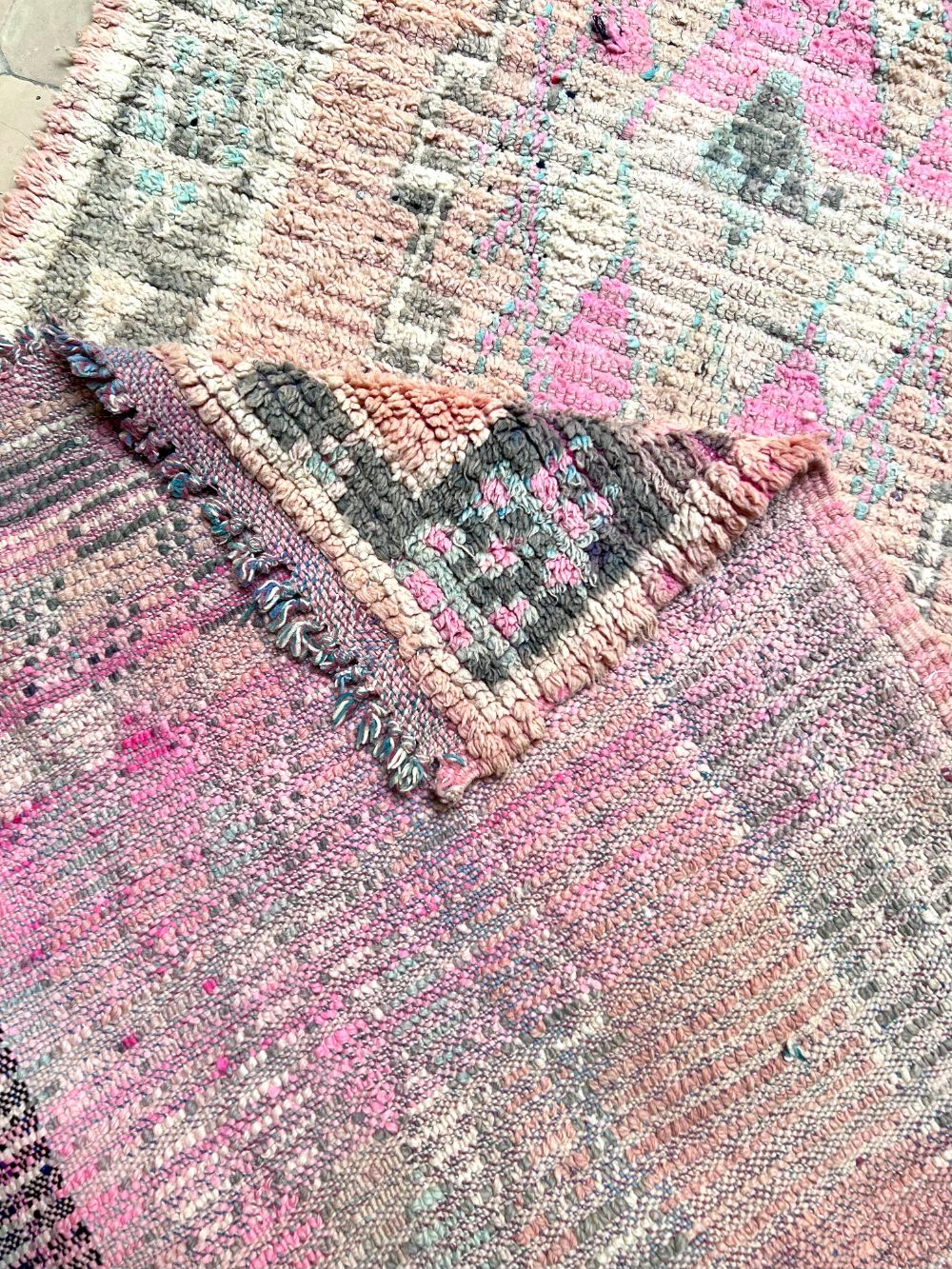 Moroccan Vintage Boujaad runner Rug 345x110cm