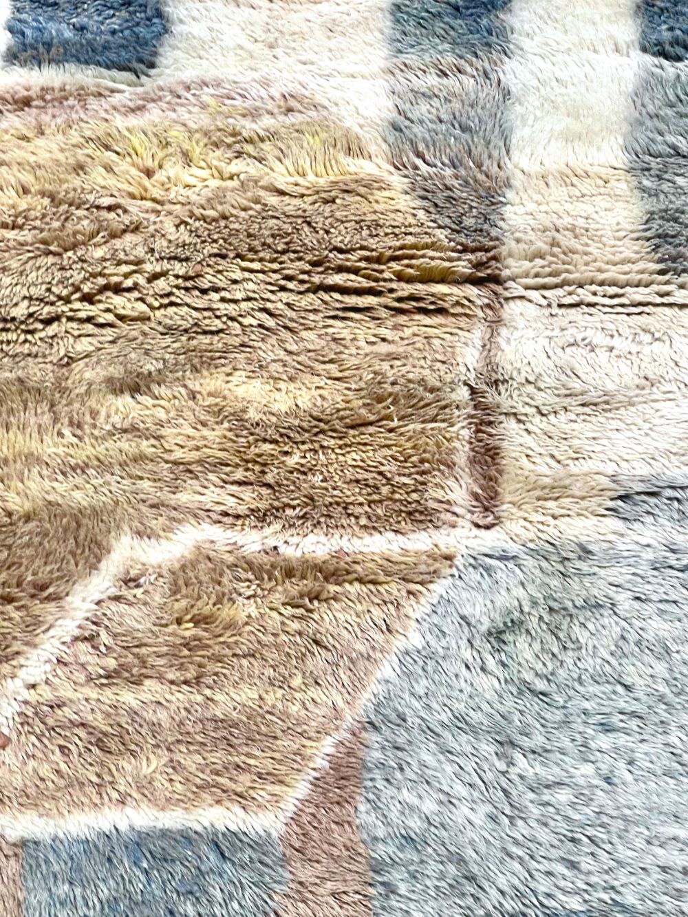 Moroccan Mrirt Rug 305x215cm