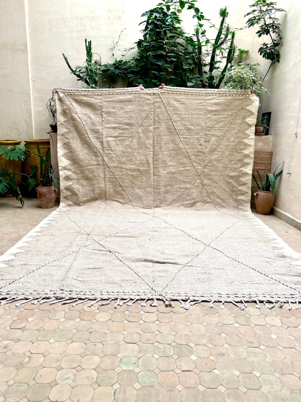 Moroccan Flatweave Rug 425x285cm